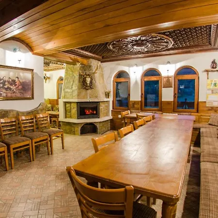 черна река Ribarica